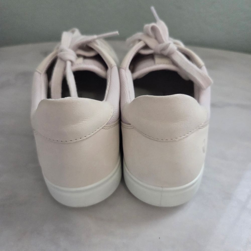 ECCO Women's Leisure Retro Lace Up Comfort Sneaker Size EU 38 US7-7.5 - Picture 4 of 10